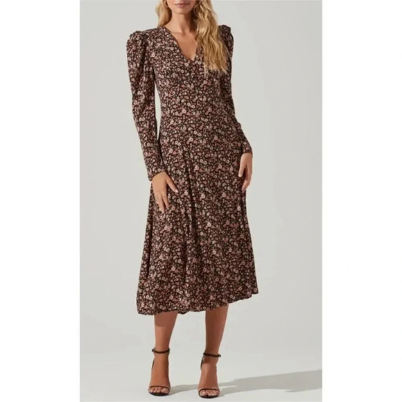 NWT ASTR Covered Button Midi Dress In Black Clay Floral - Picture 2 of 8